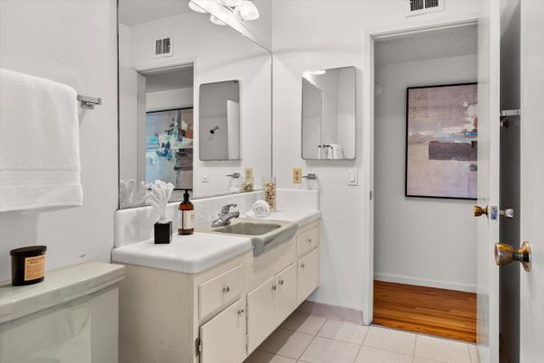 Bathroom, Dual Sink Vanities, Interior, Wood Texture Flooring