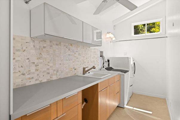 Interior, Kitchen, Washer