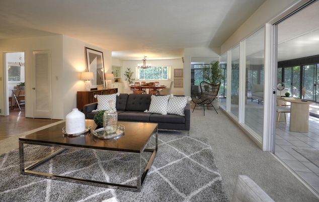 Dining room, Interior, Living room, Pendant Lights