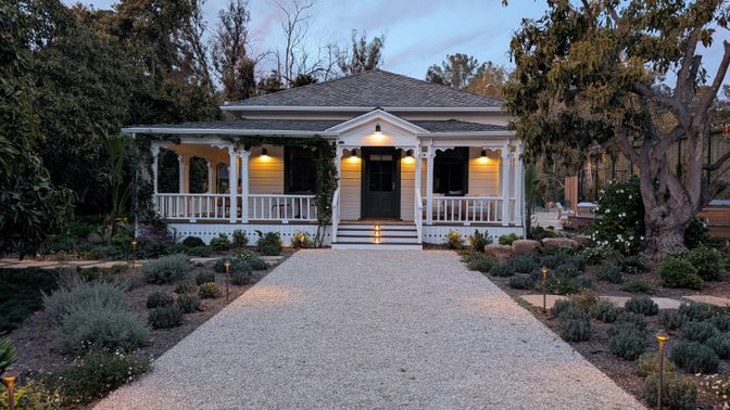 Exterior, Facade, American Craftsman