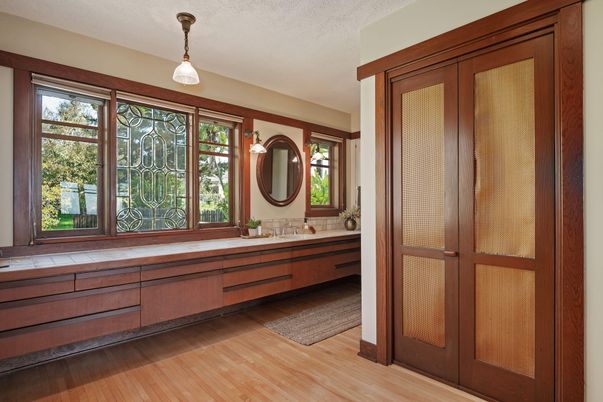 Bathroom, Dual Sink Vanities, Interior, Wood Texture Flooring