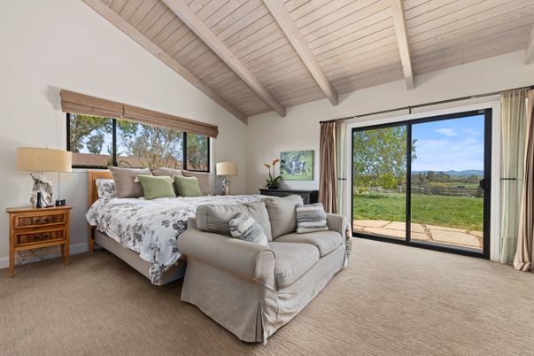 Bedroom, Interior, Wooden Beams, Wooden Ceilings