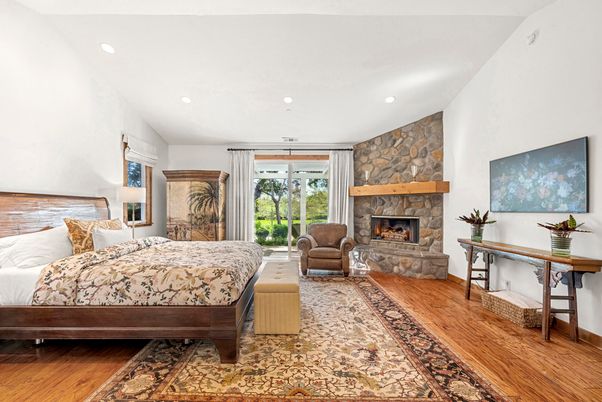 Bedroom, Fireplace, Interior, Recessed Lighting, Wood Texture Flooring