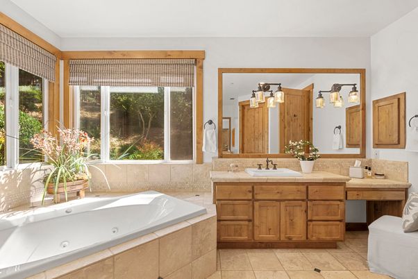 Bathroom, Dual Sink Vanities, Interior