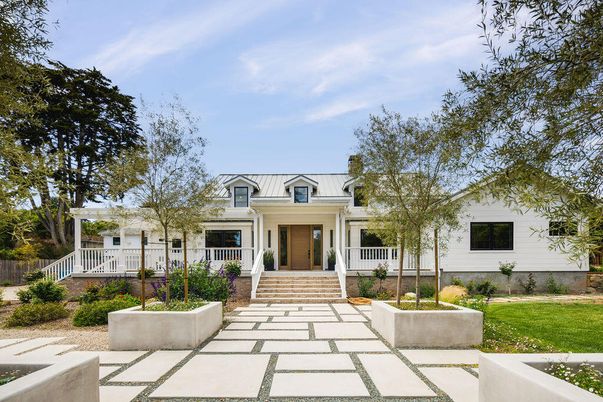 Exterior, Facade, French Provincial