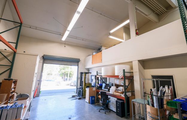 Garage, Interior