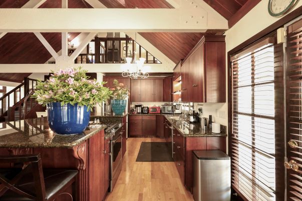 Chandelier, Interior, Kitchen, Wood Texture Flooring