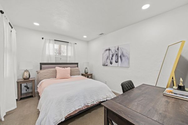 Bedroom, Interior, Recessed Lighting