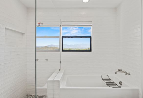 Bathroom, Interior, Recessed Lighting