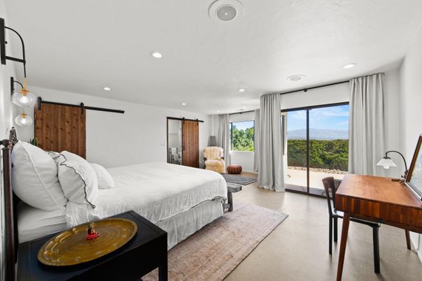 Bedroom, Home Office, Interior, Recessed Lighting