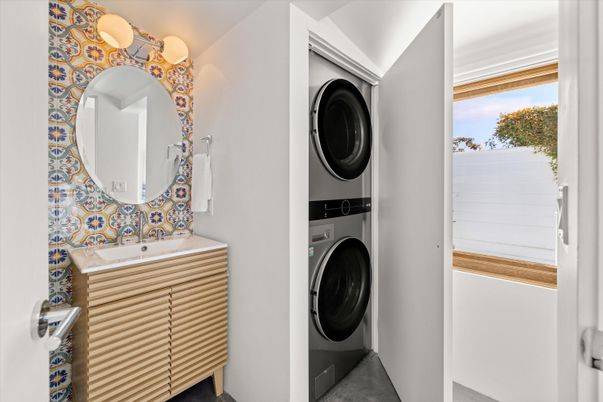 Bathroom, Interior, Utility Closets, Washer