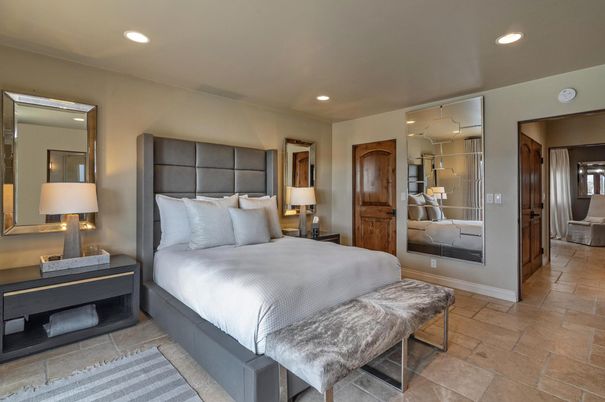 Bedroom, Interior, Recessed Lighting