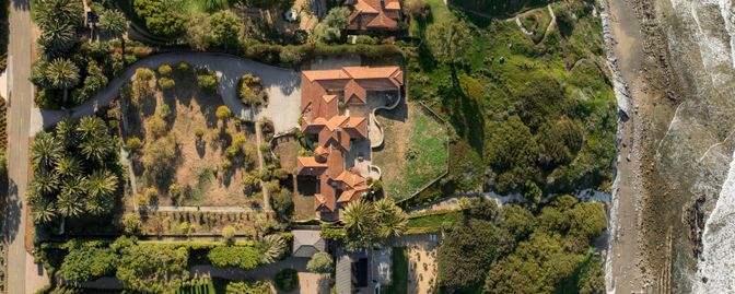 Exterior, Drone