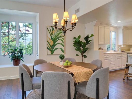 Chandelier, Dining room, Interior, Kitchen, Recessed Lighting, Wood Texture Flooring