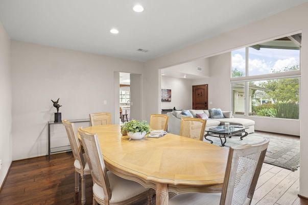 Dining room, Interior, Living room, Recessed Lighting, Wood Texture Flooring