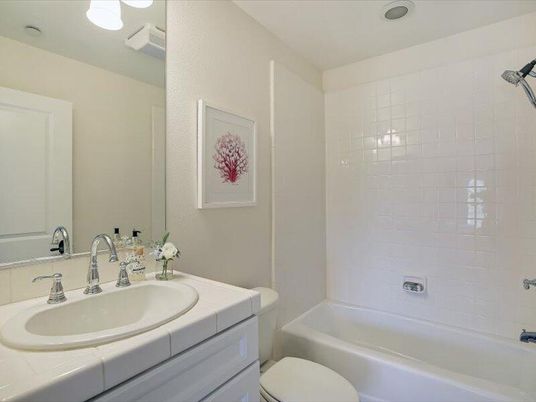 Bathroom, Interior, Tile Countertops