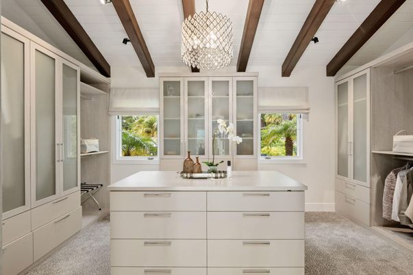 Chandelier, Interior, Wooden Beams