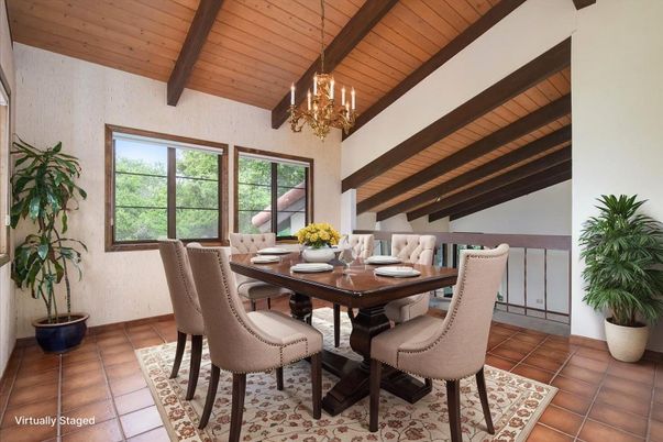 Chandelier, Dining room, Interior, Wooden Beams, Wooden Ceilings