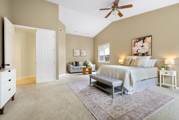 Bedroom, Interior, Recessed Lighting