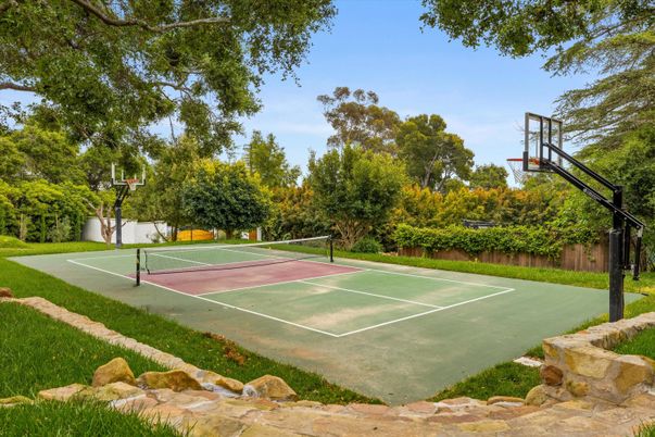 Exterior, Tennis Courts