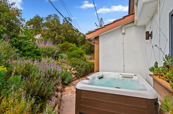 Exterior, Hot Tub