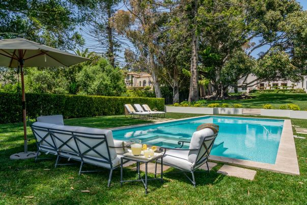 Backyard, Exterior, Pool