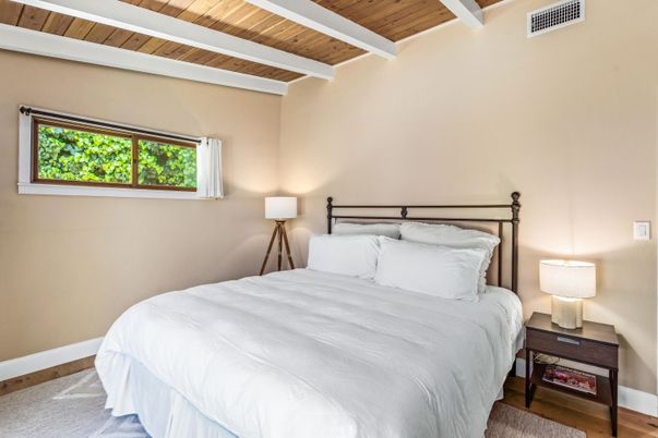 Bedroom, Interior, Wooden Beams, Wooden Ceilings, Wood Texture Flooring