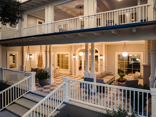 Exterior, Pendant Lights