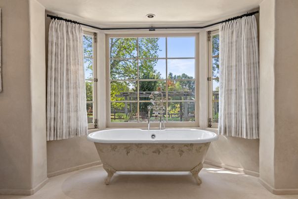 Bathroom, Free Standing Baths, Interior, Recessed Lighting