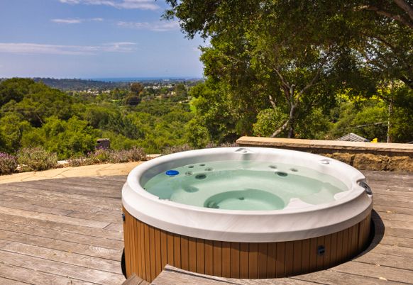 Exterior, Hot Tub