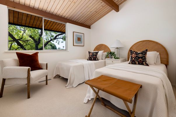 Bedroom, Interior, Wooden Beams, Wooden Ceilings