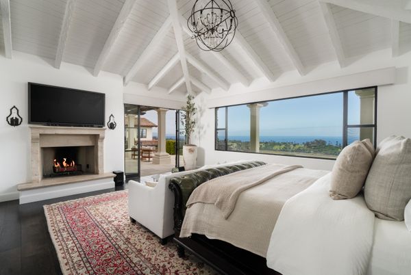 Bedroom, Fireplace, Interior, Water, Wood Texture Flooring