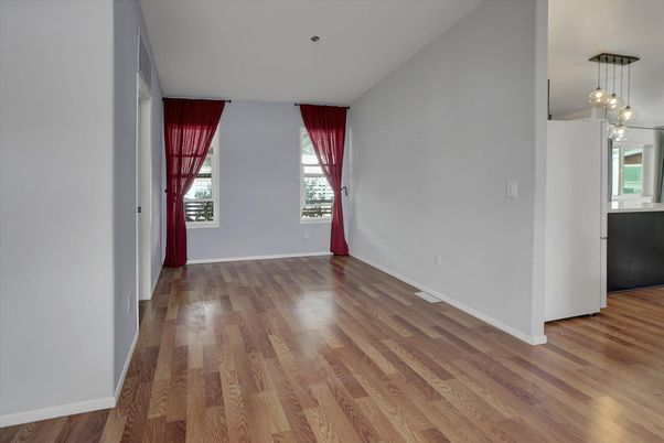 Empty room, Interior, Pendant Lights, Wood Texture Flooring