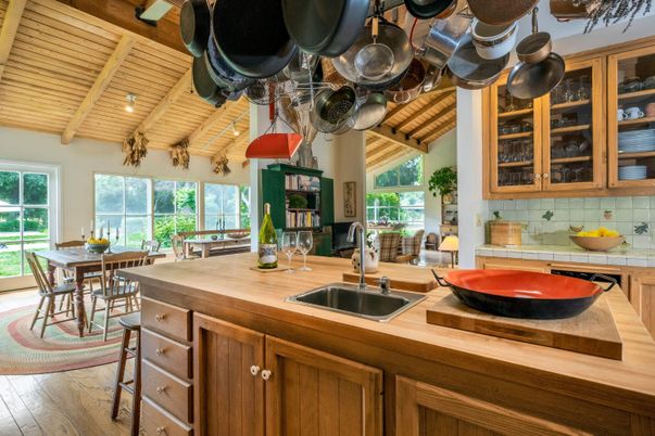 Dining room, Interior, Kitchen, Wooden Beams, Wooden Ceilings, Wood Texture Flooring