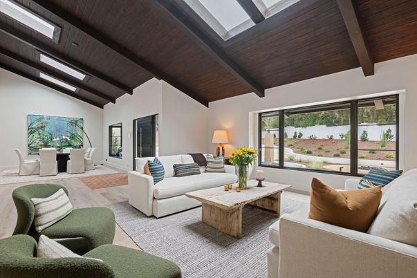 Dining room, Interior, Living room, Wooden Beams, Wooden Ceilings