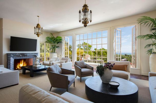 Fireplace, Interior, Living room, Pendant Lights, Recessed Lighting