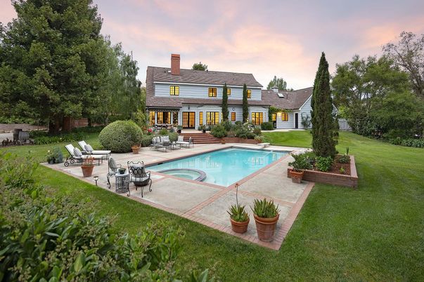Backyard, Exterior, Pool