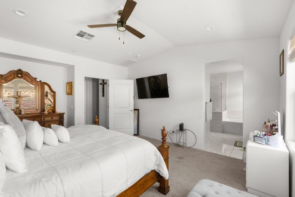 Bedroom, Interior, Marble, Recessed Lighting