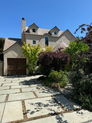 Attached, Exterior, Facade, French Provincial