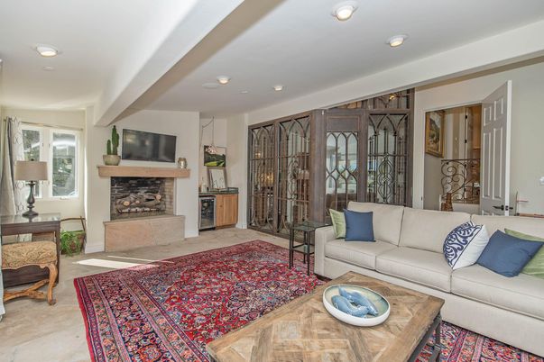 Fireplace, Interior, Living room, Recessed Lighting