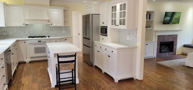 Fireplace, Interior, Kitchen, Recessed Lighting, Wood Texture Flooring