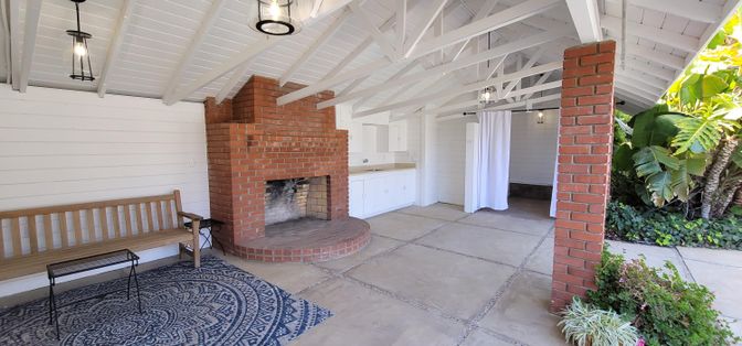 Exterior, Fireplace