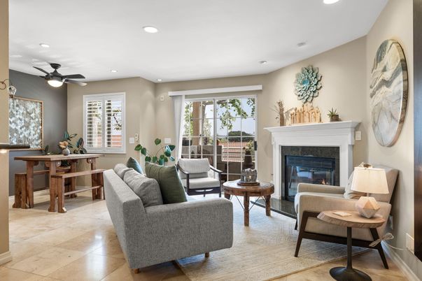 Fireplace, Interior, Living room, Recessed Lighting
