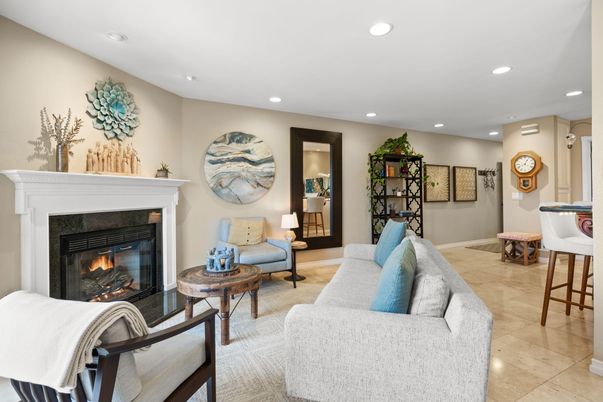 Fireplace, Interior, Living room, Recessed Lighting