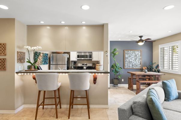Dining room, Interior, Kitchen, Recessed Lighting, Stainless Steel Appliances