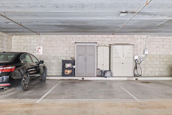 Garage, Interior, Stone Walls