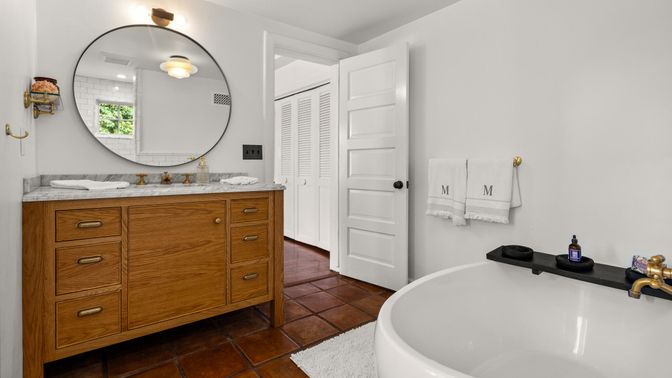 Bathroom, Dual Sink Vanities, Free Standing Baths, Interior
