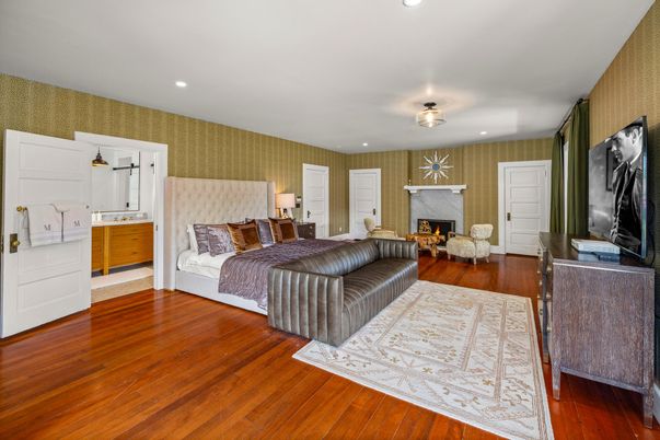 Bedroom, Fireplace, Interior, Recessed Lighting, Wood Texture Flooring
