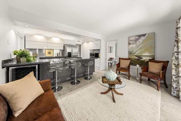 Interior, Kitchen, Living room, Recessed Lighting, Stainless Steel Appliances