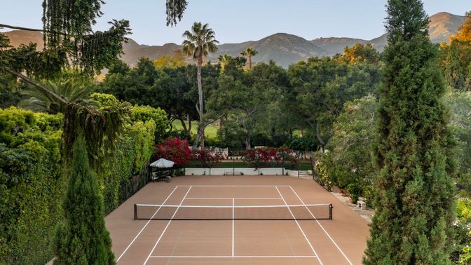 Exterior, Tennis Courts